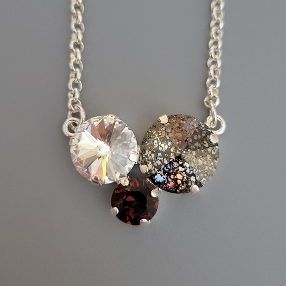Austrian Crystal Cluster Pendant Necklace in Shiny Silver - Picture 7 of 10